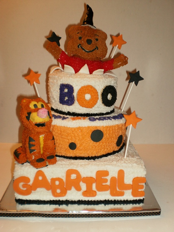 *NEW* Winnie the Pooh Halloween Cake