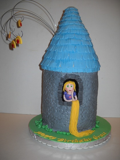 Rupunzel in Tower Cake