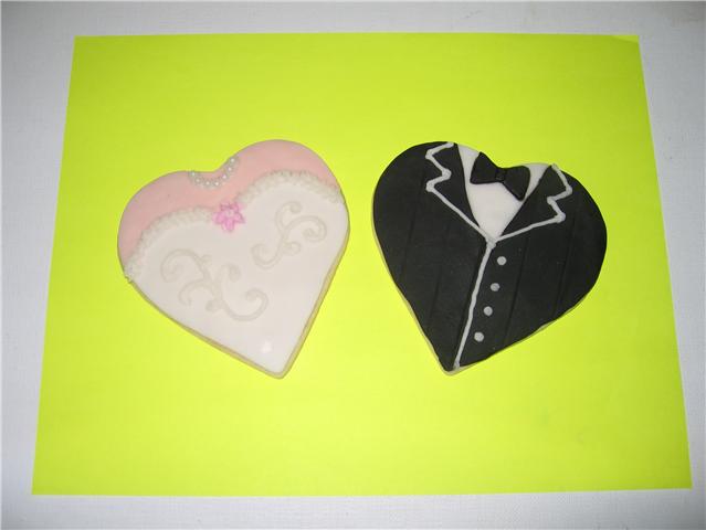 Bride & Groom Cookies